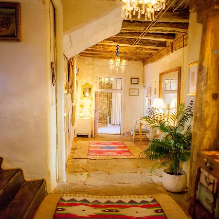Arzipreste I Casa Del Cura *